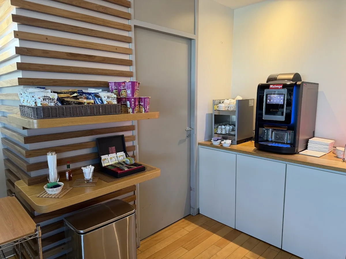 Air Caledonie International Hibiscus Lounge