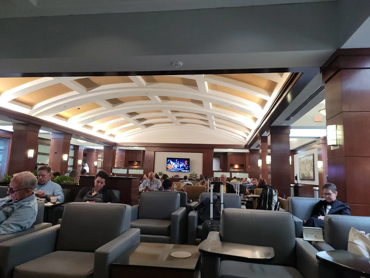 American Airlines Admirals Club CLT Concourse C