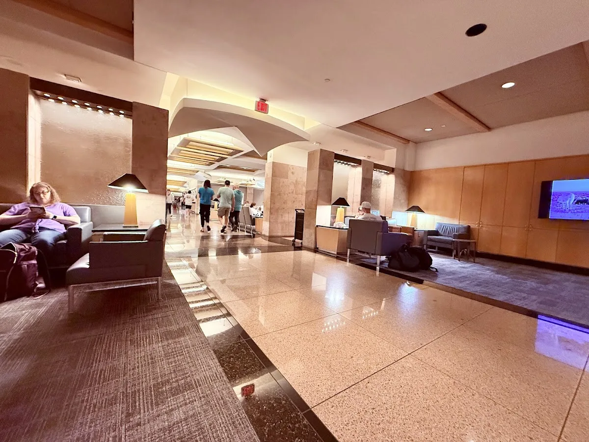 American Airlines Admirals Club Columbus