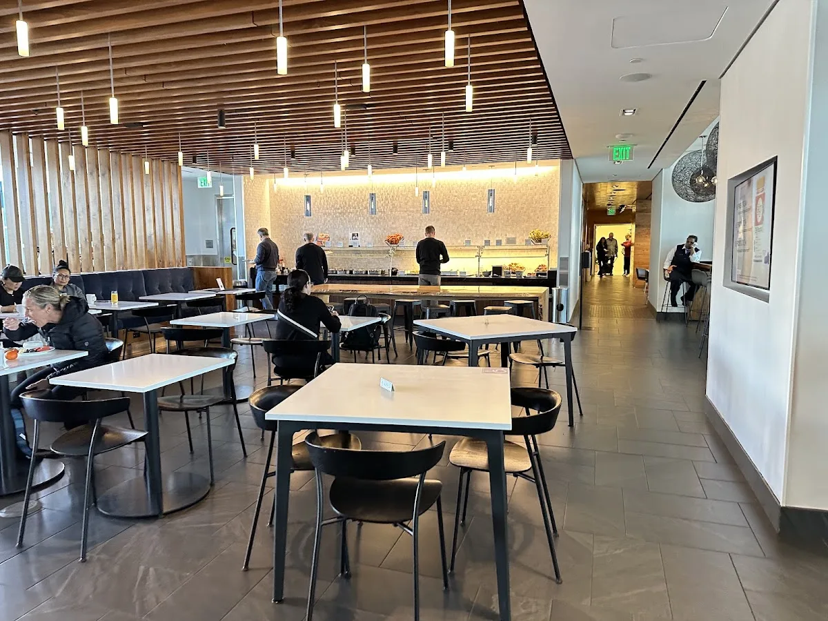 American Express Centurion Lounge PHL