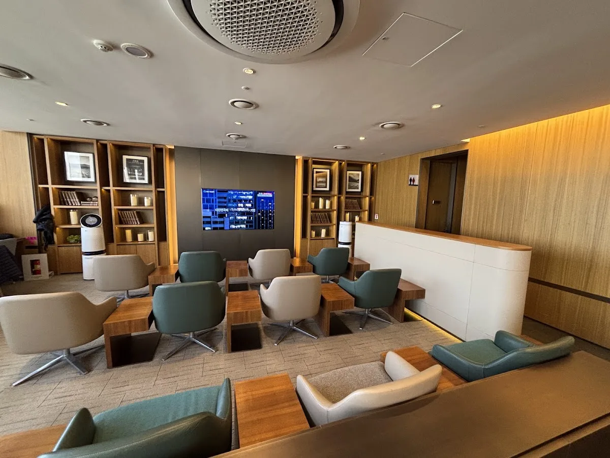 Asiana Lounge Seoul Gimpo