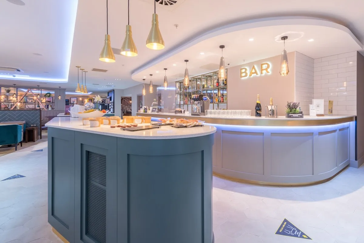 Aspire Lounge Luton