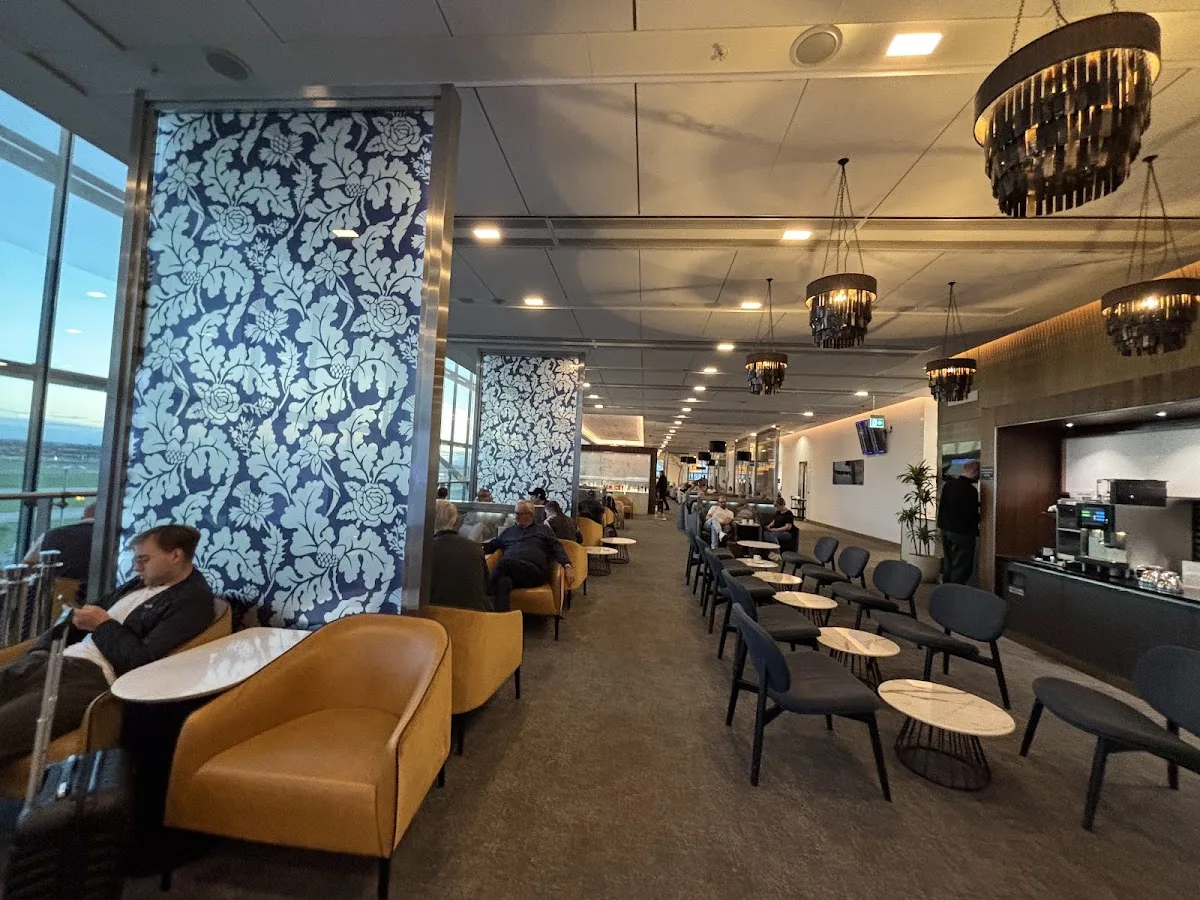 British Airways Galleries Club London Heathrow T3