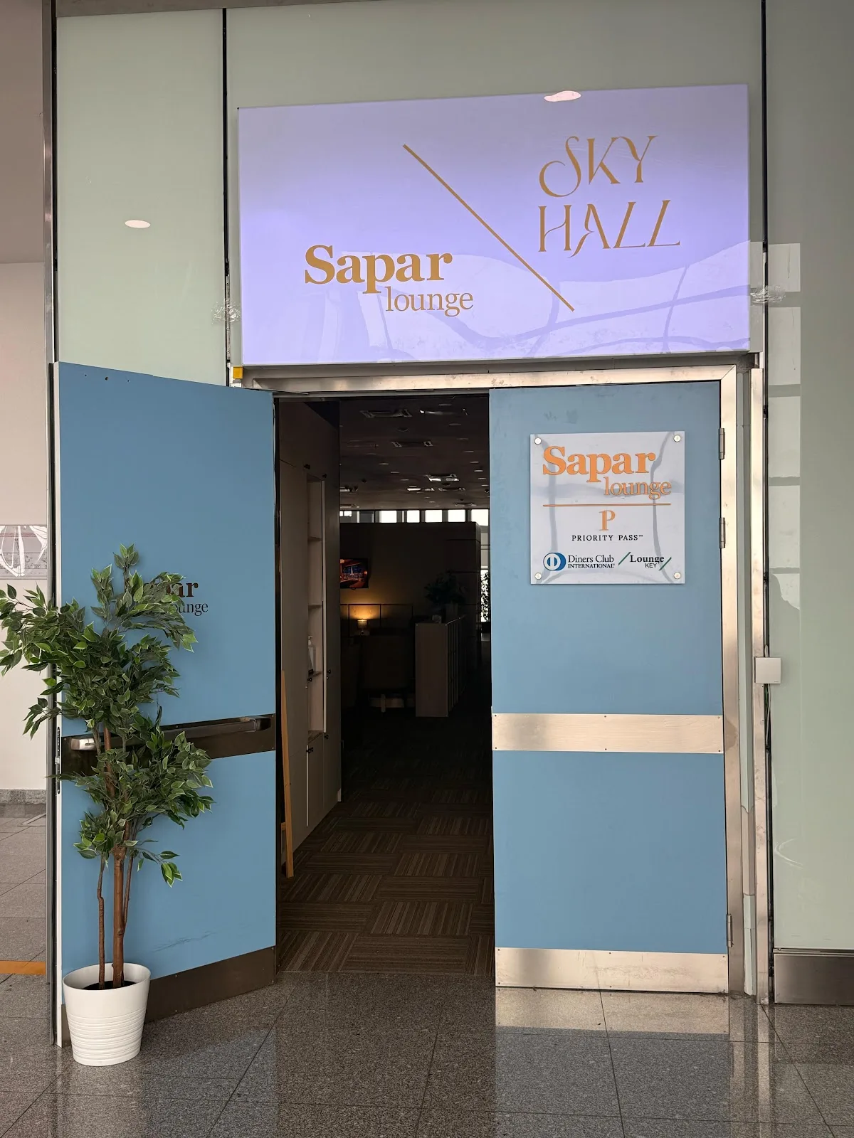 Business Lounge Astana