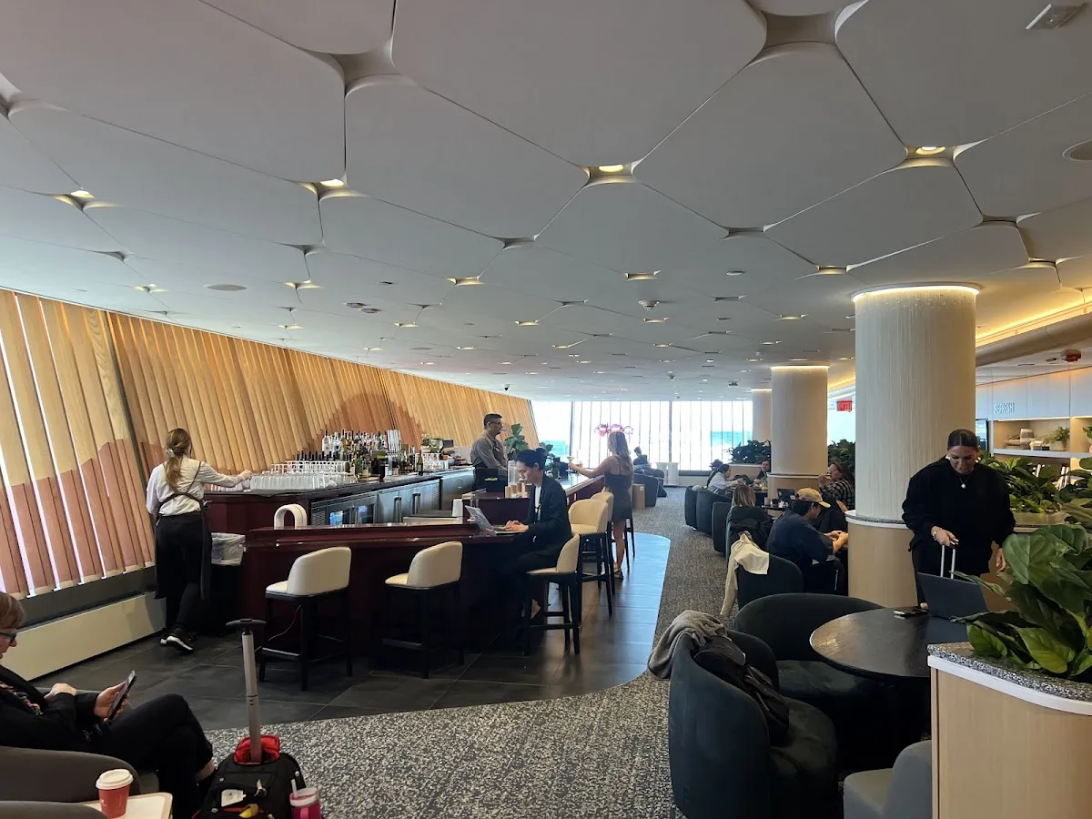 Capital One Lounge Dulles