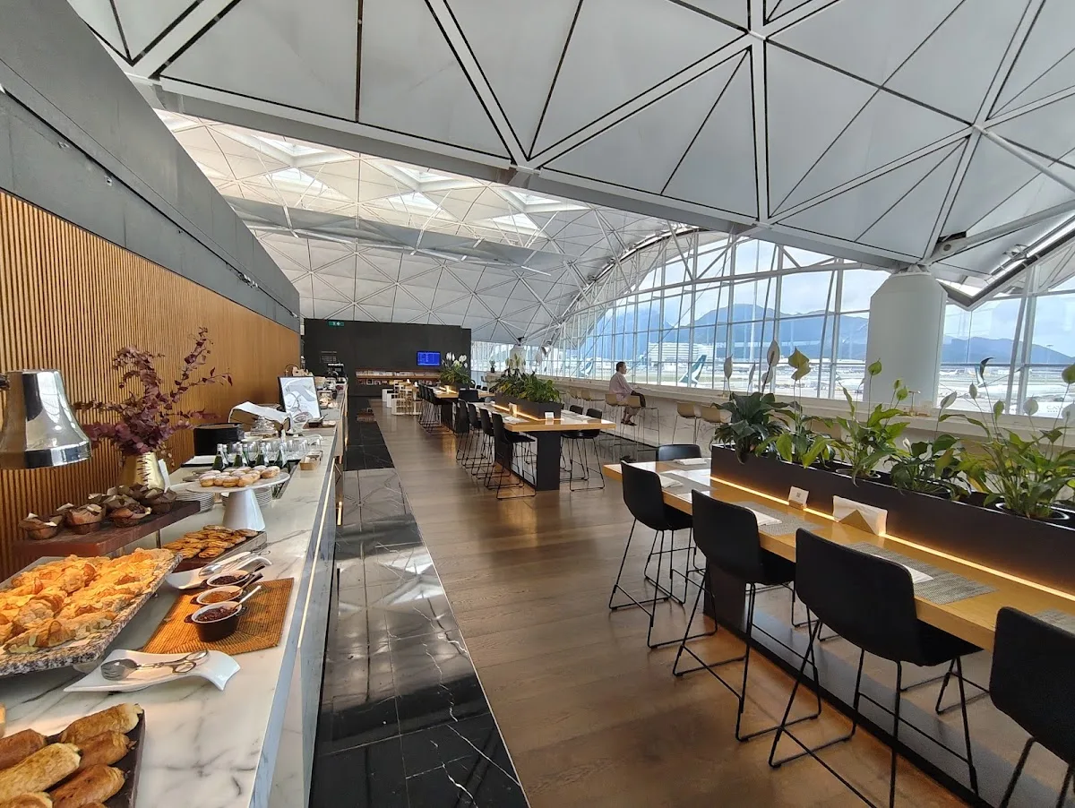 Cathay Pacific Lounge Hong Kong The Wing