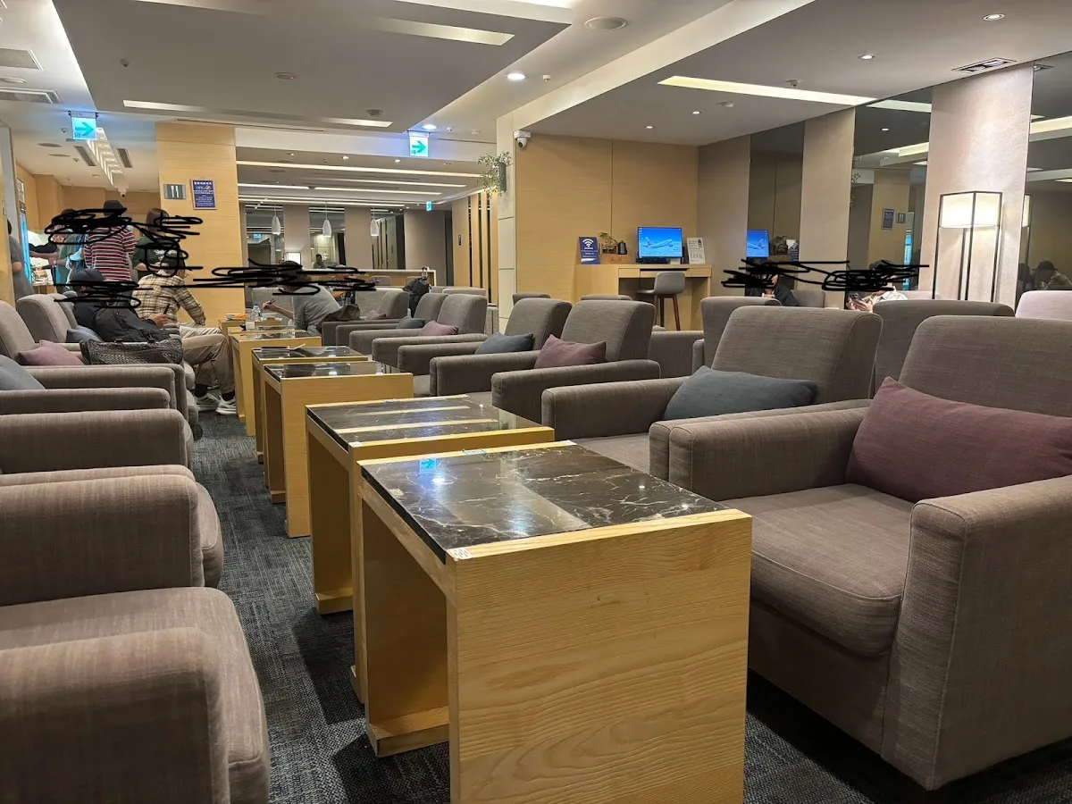 China Airlines Business Lounge Kaohsiung