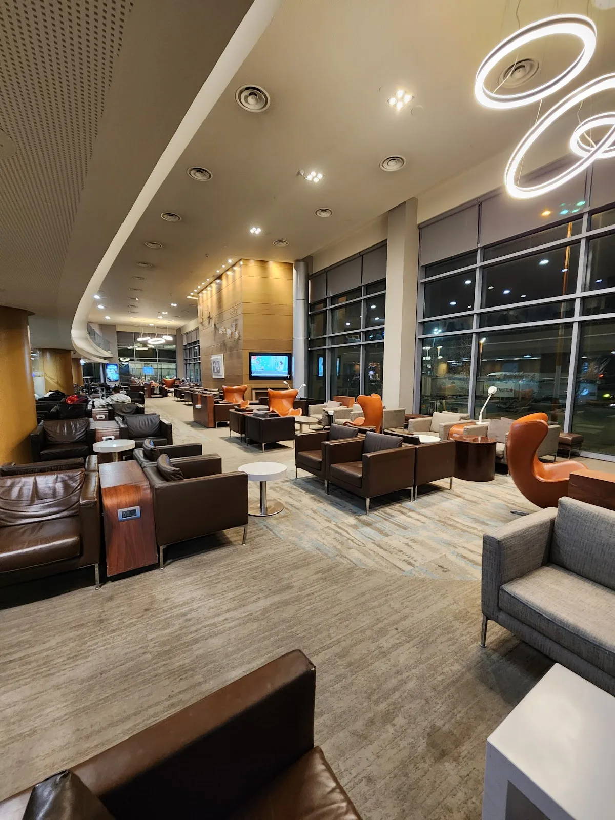Dan Lounge