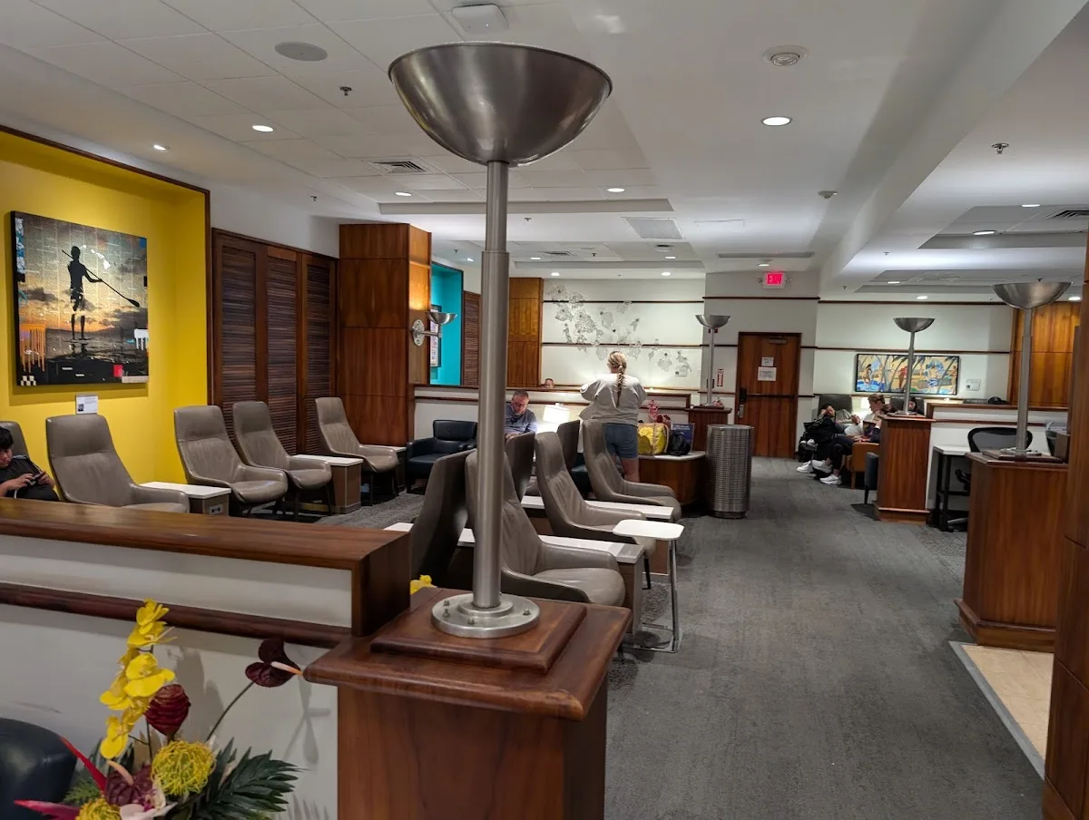 Delta Sky Club Honolulu