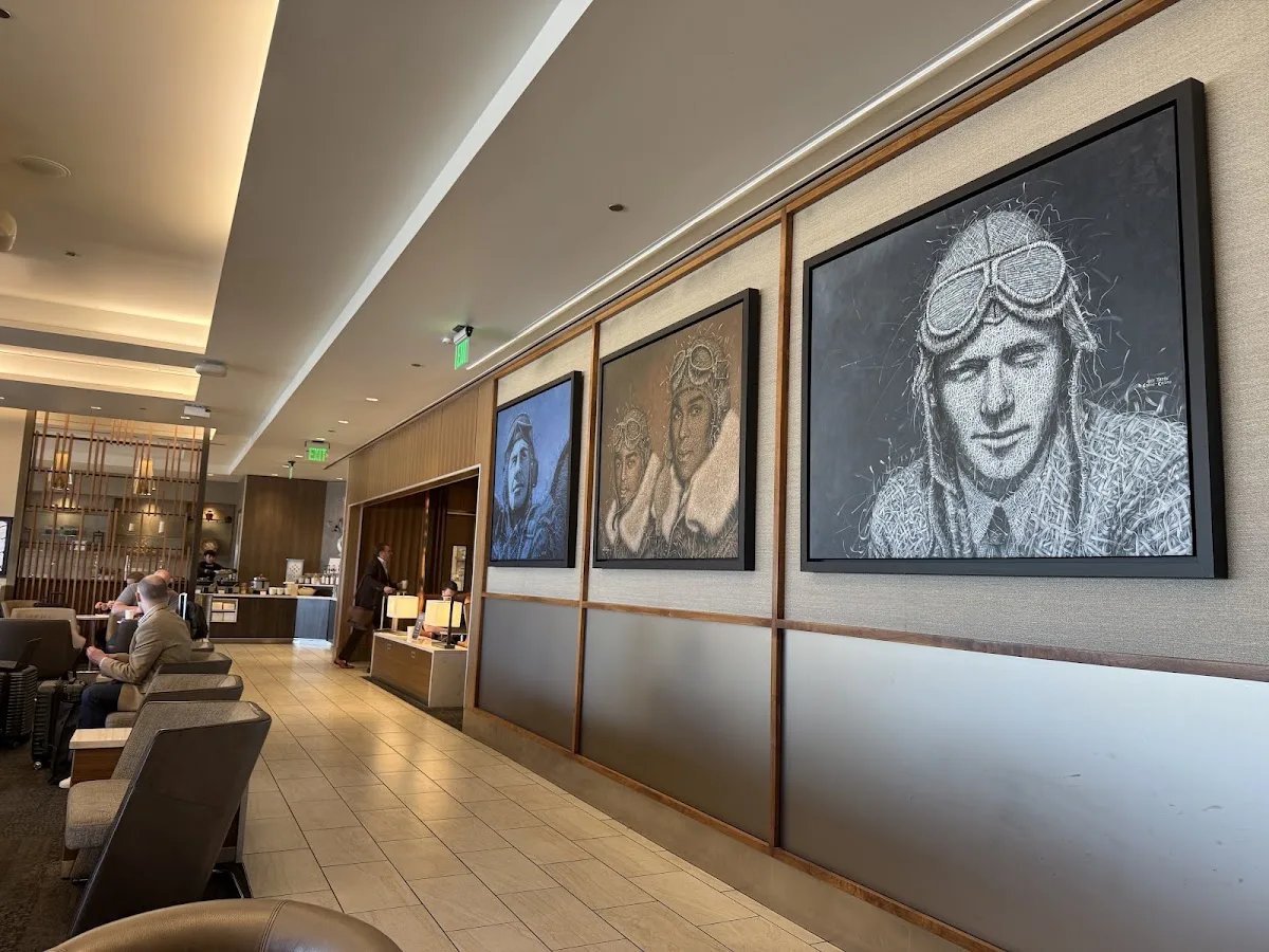 Delta Sky Club Phoenix Terminal 3