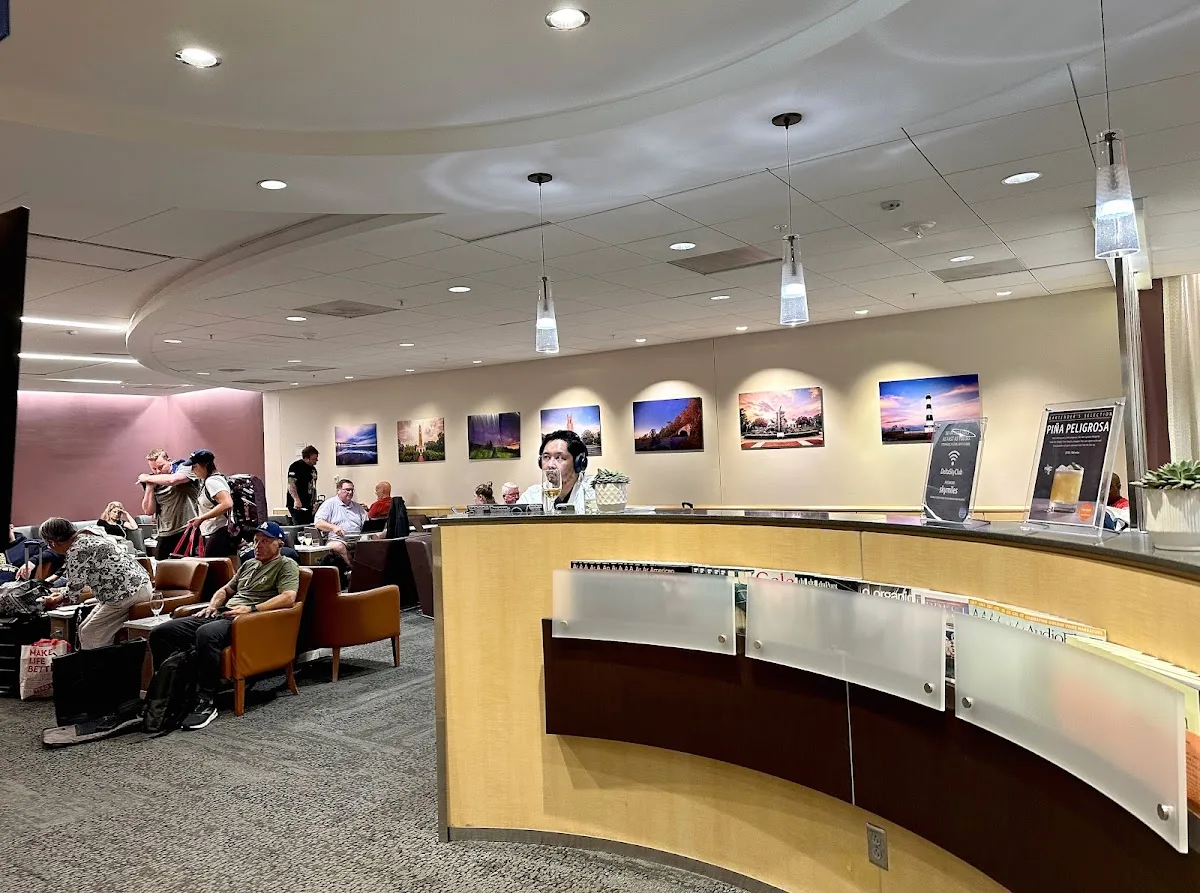 Delta Sky Club Raleigh-Durham B