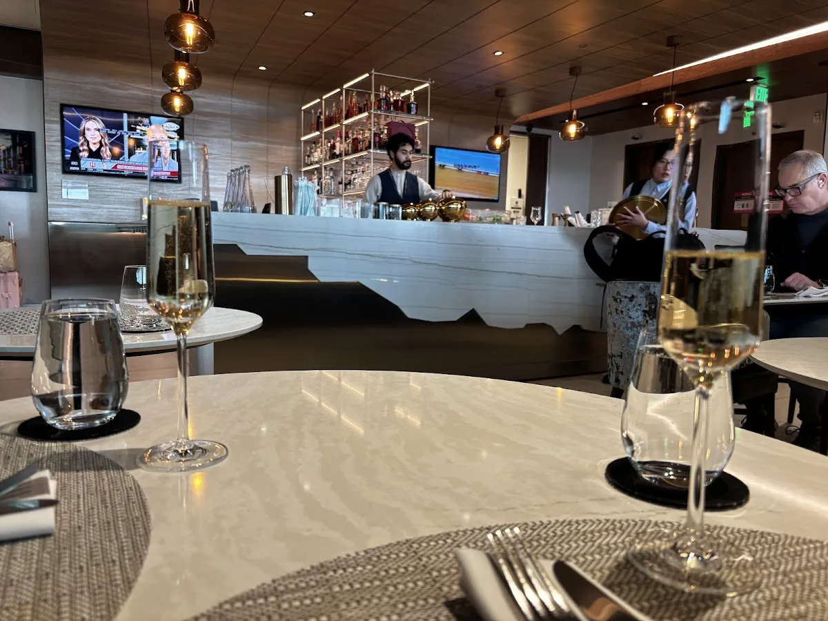 Delta Sky Club Seattle Concourse S