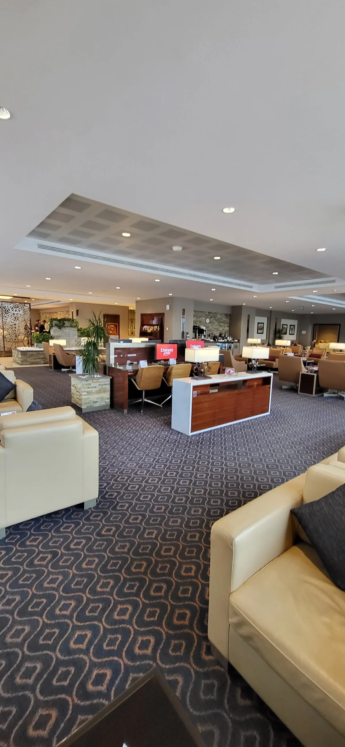 Emirates Lounge Milan