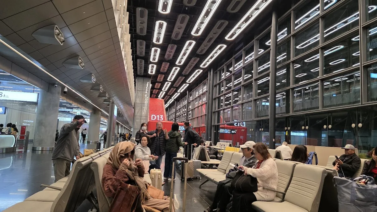 GAT VIP Lounge LOS International