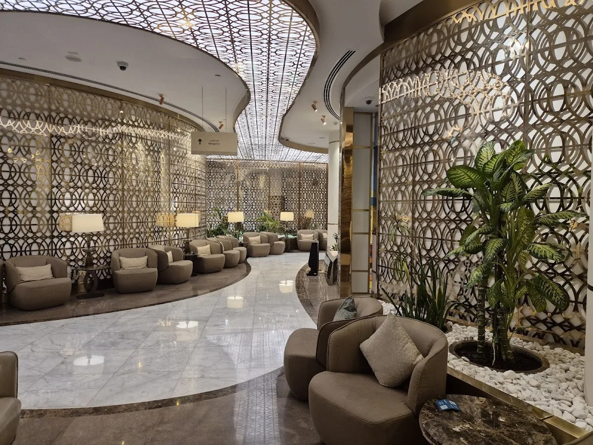 Oman Air First and Business Lounge