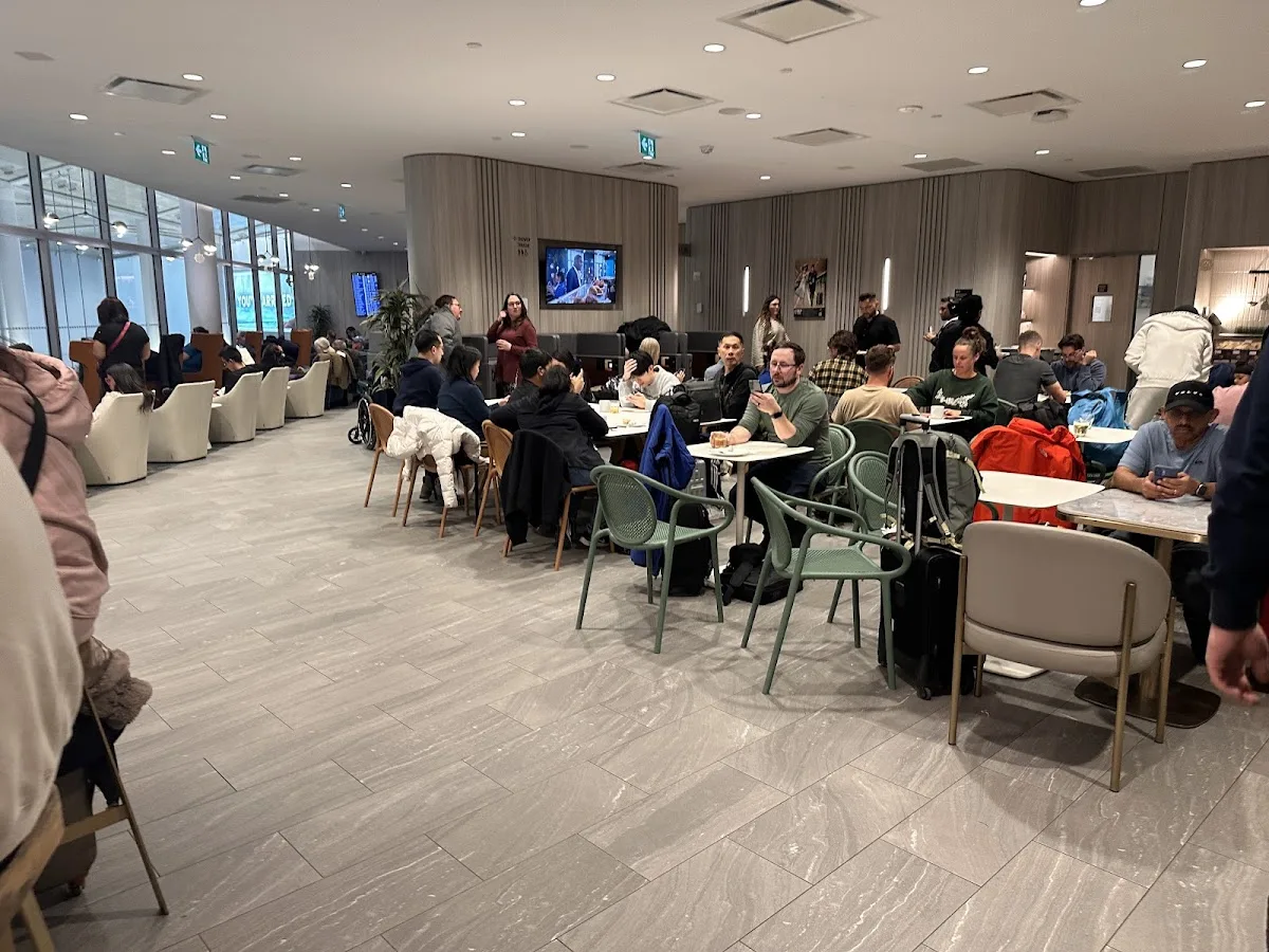 Plaza Premium Lounge Toronto T1 Domestic