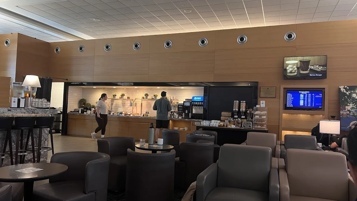 Plaza Premium Lounge Winnipeg