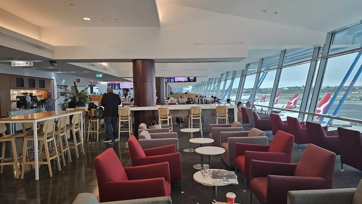 Qantas Club