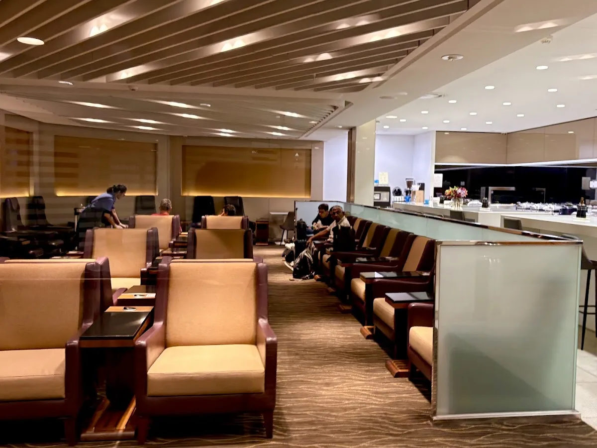 Singapore Airlines SilverKris Lounge Melbourne