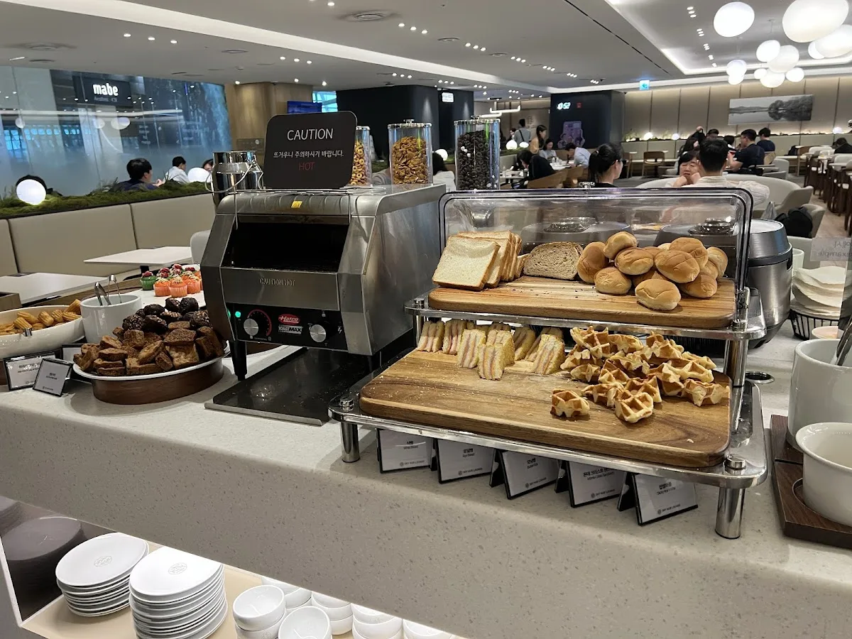 Sky Club Seoul