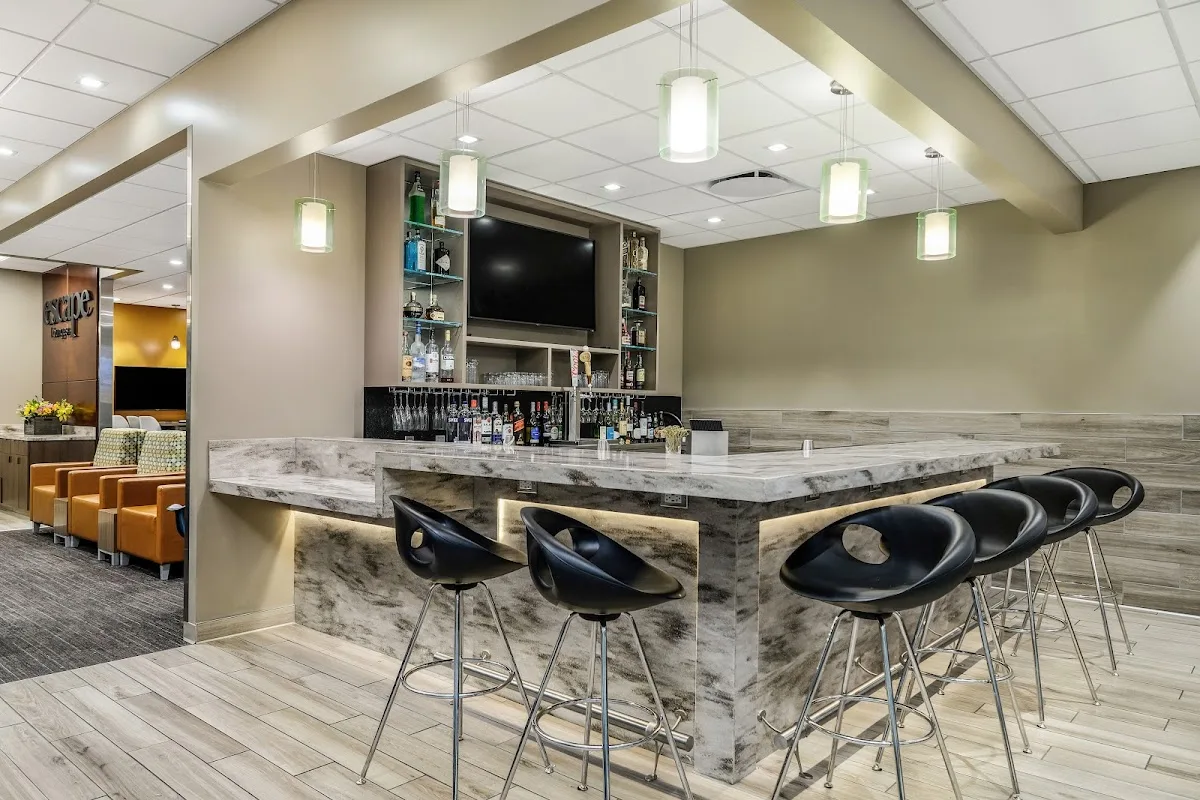 The Club at SMF