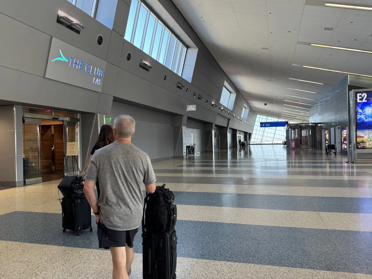 The Club LAS Terminal 1