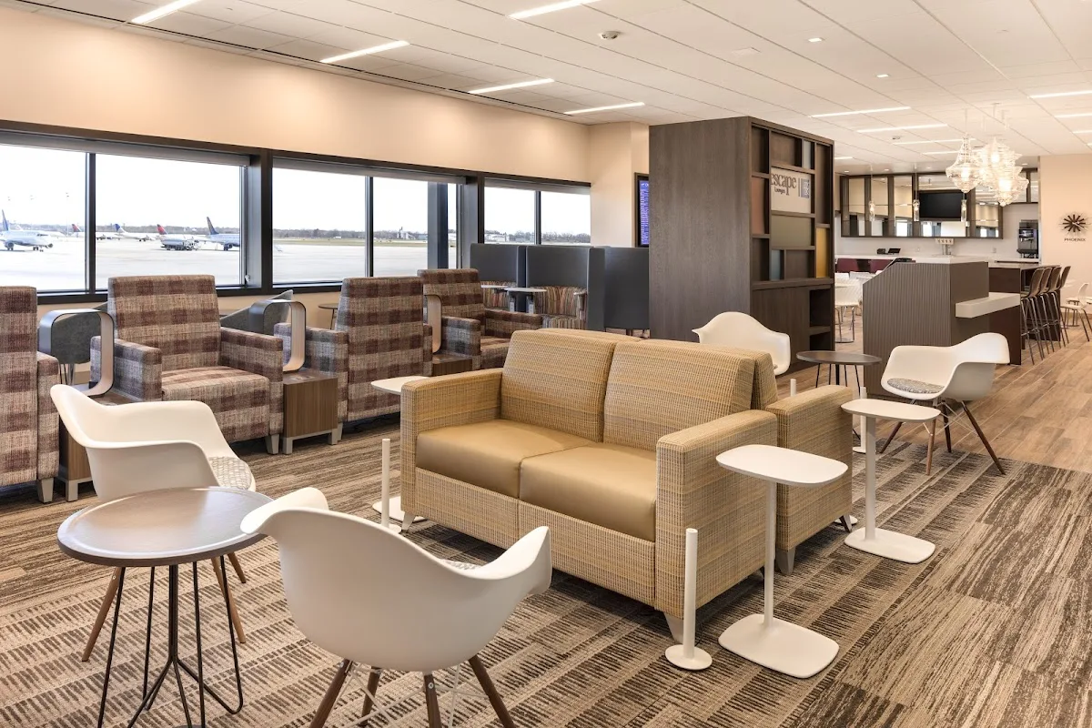 The Lounge at CMH