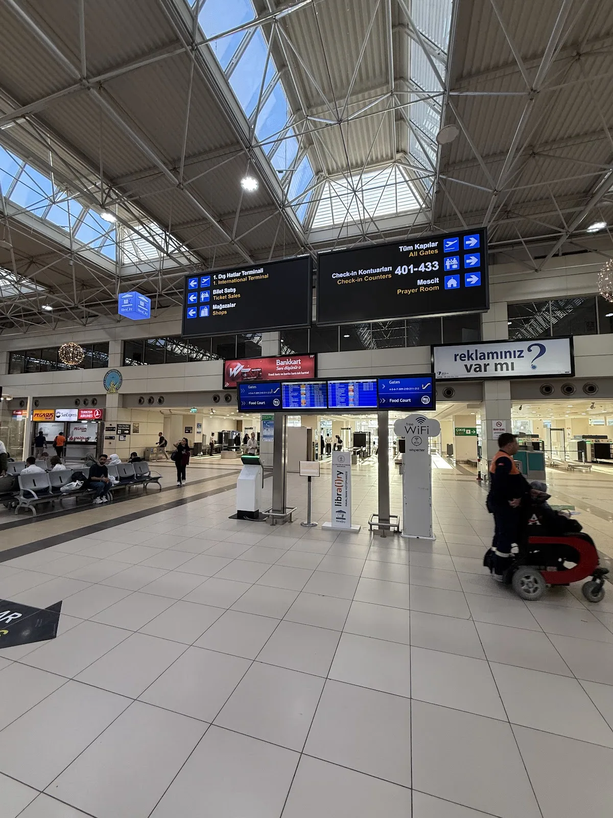 Turkish Airlines Lounge Antalya