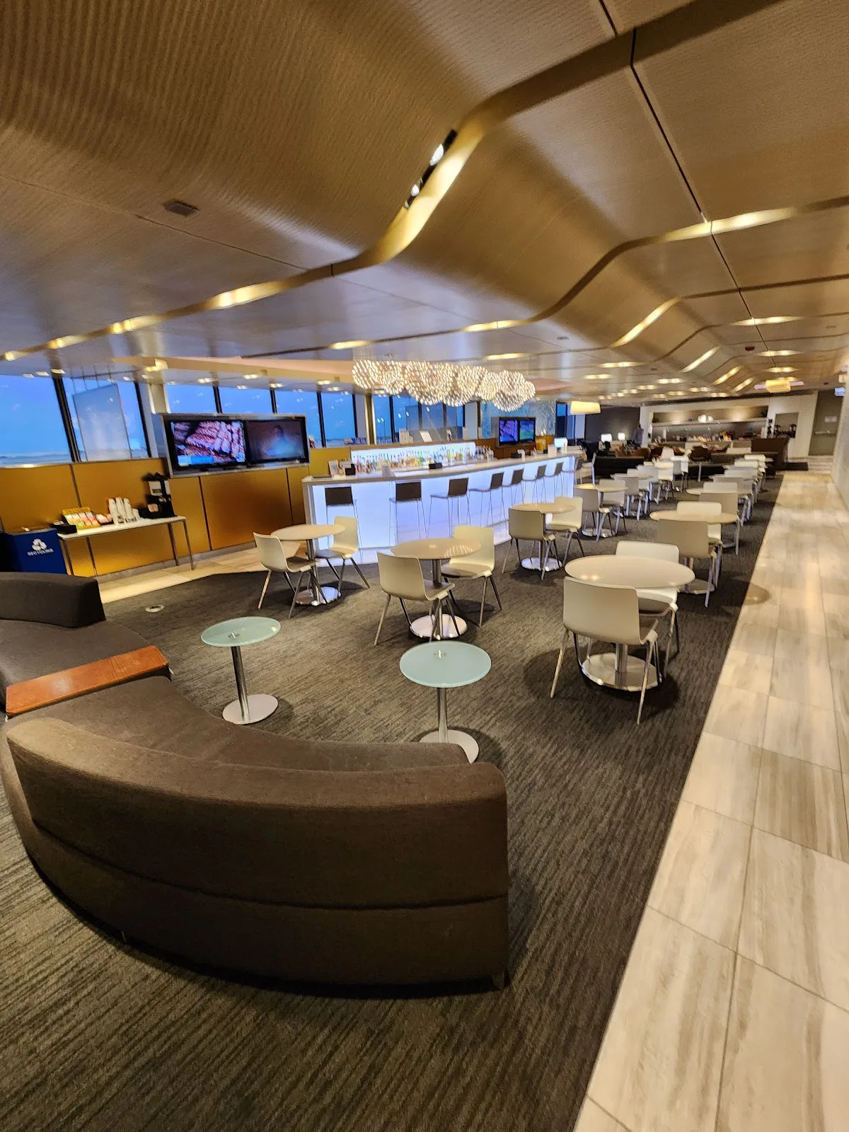 United Club Chicago ORD F