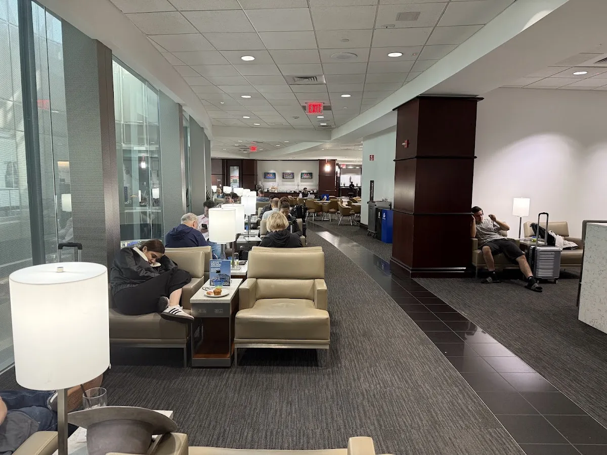 United Club Houston IAH C