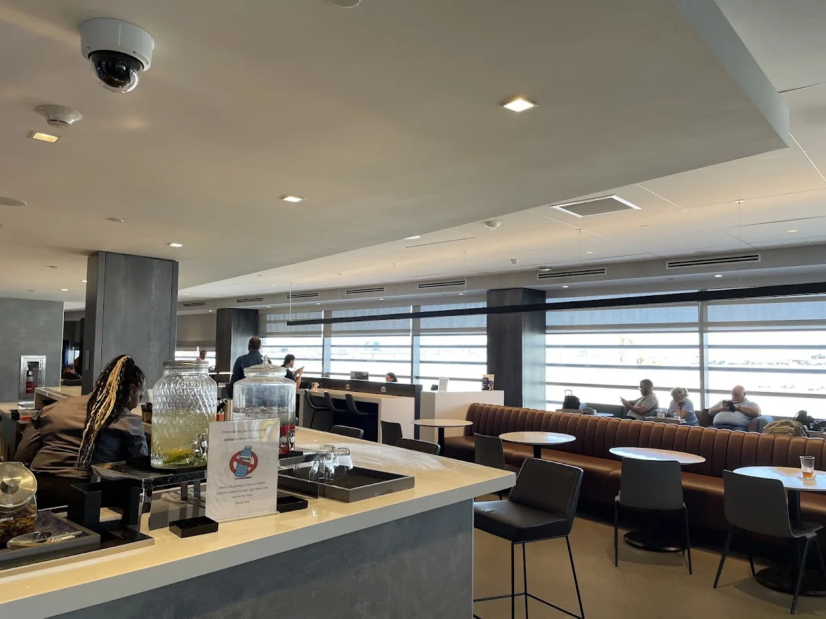 United Club Phoenix